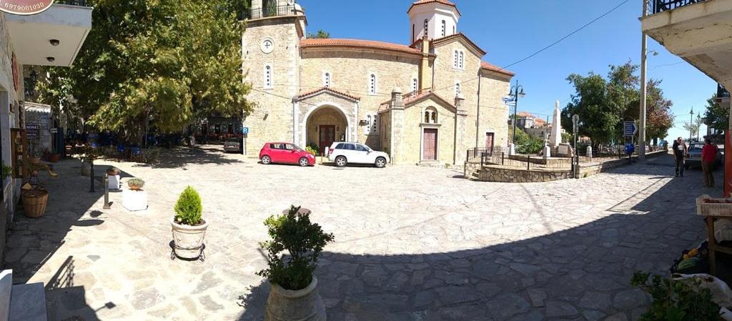 Hotel Ξενωνασ Σελινουντα Kosmás Zewnętrze zdjęcie